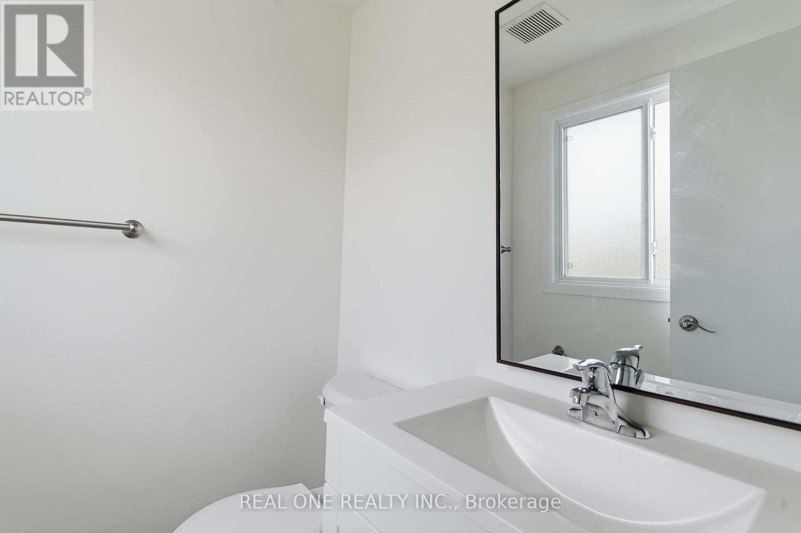 51 Koch Drive, Guelph, Ontario  N1G 4G7 - Photo 13 - X12505806