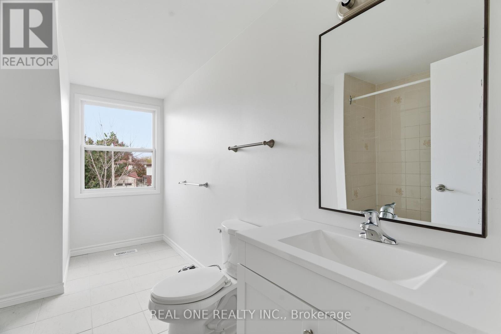 51 Koch Drive, Guelph, Ontario  N1G 4G7 - Photo 21 - X12505806