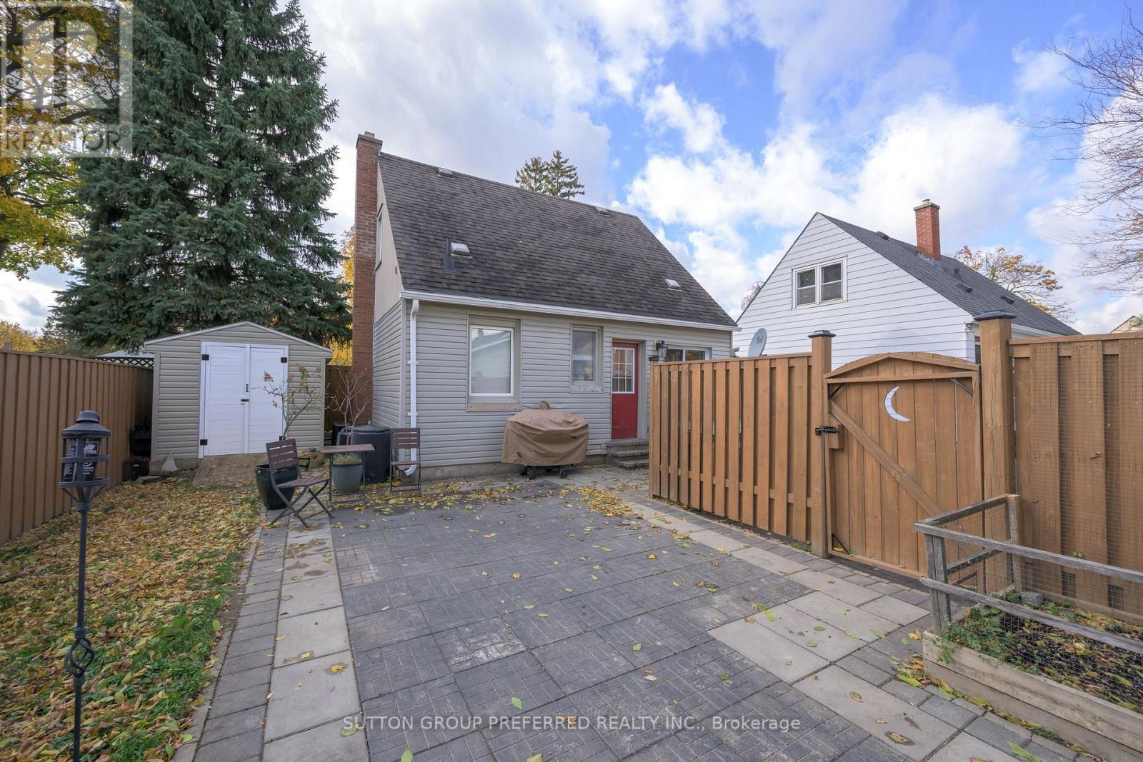 28 Apeldoorn Crescent, London East, Ontario  N5Y 2B6 - Photo 11 - X12505870