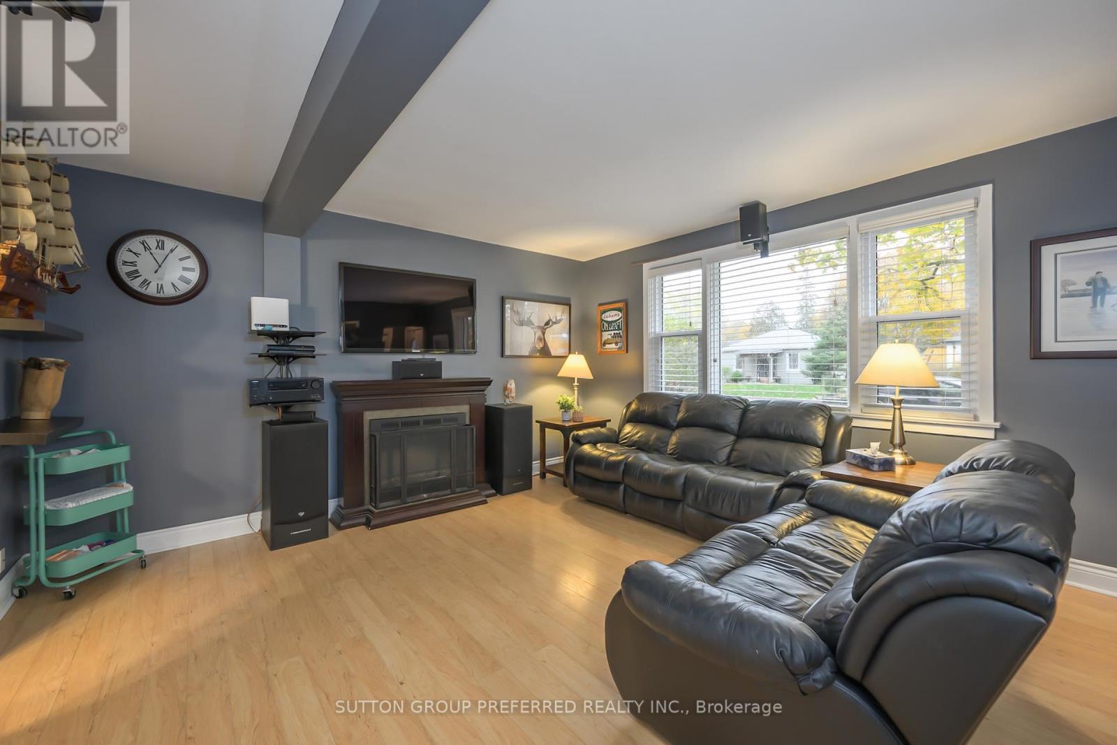 28 Apeldoorn Crescent, London East, Ontario  N5Y 2B6 - Photo 15 - X12505870