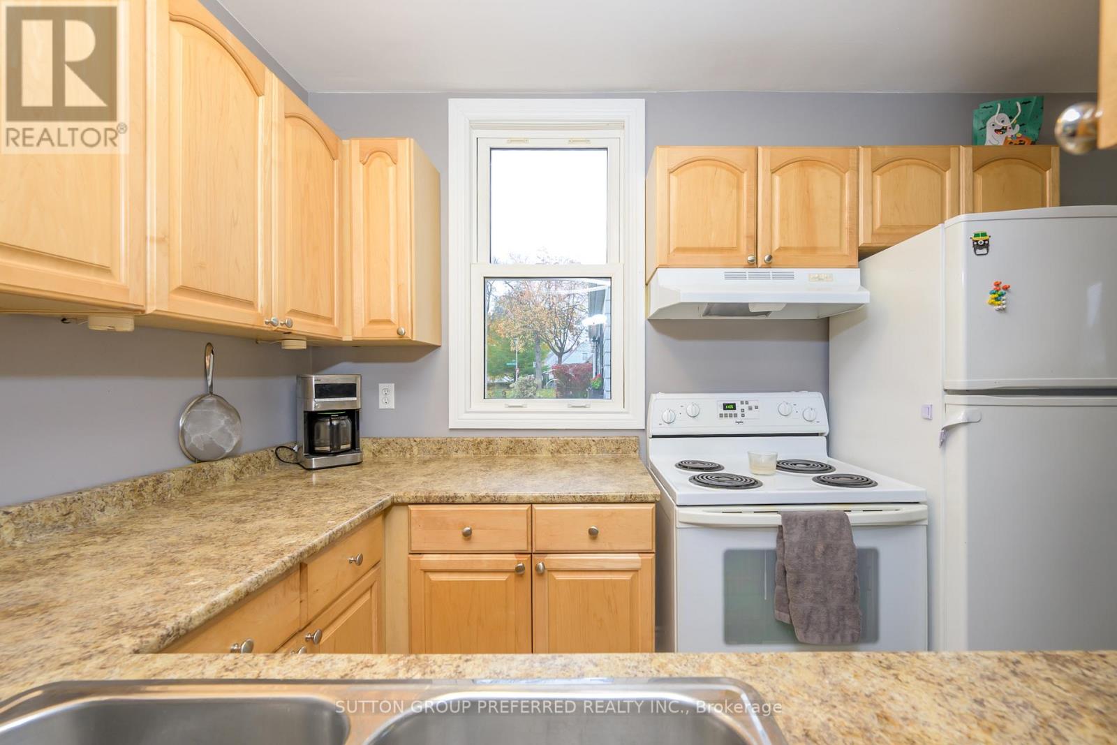 28 Apeldoorn Crescent, London East, Ontario  N5Y 2B6 - Photo 29 - X12505870