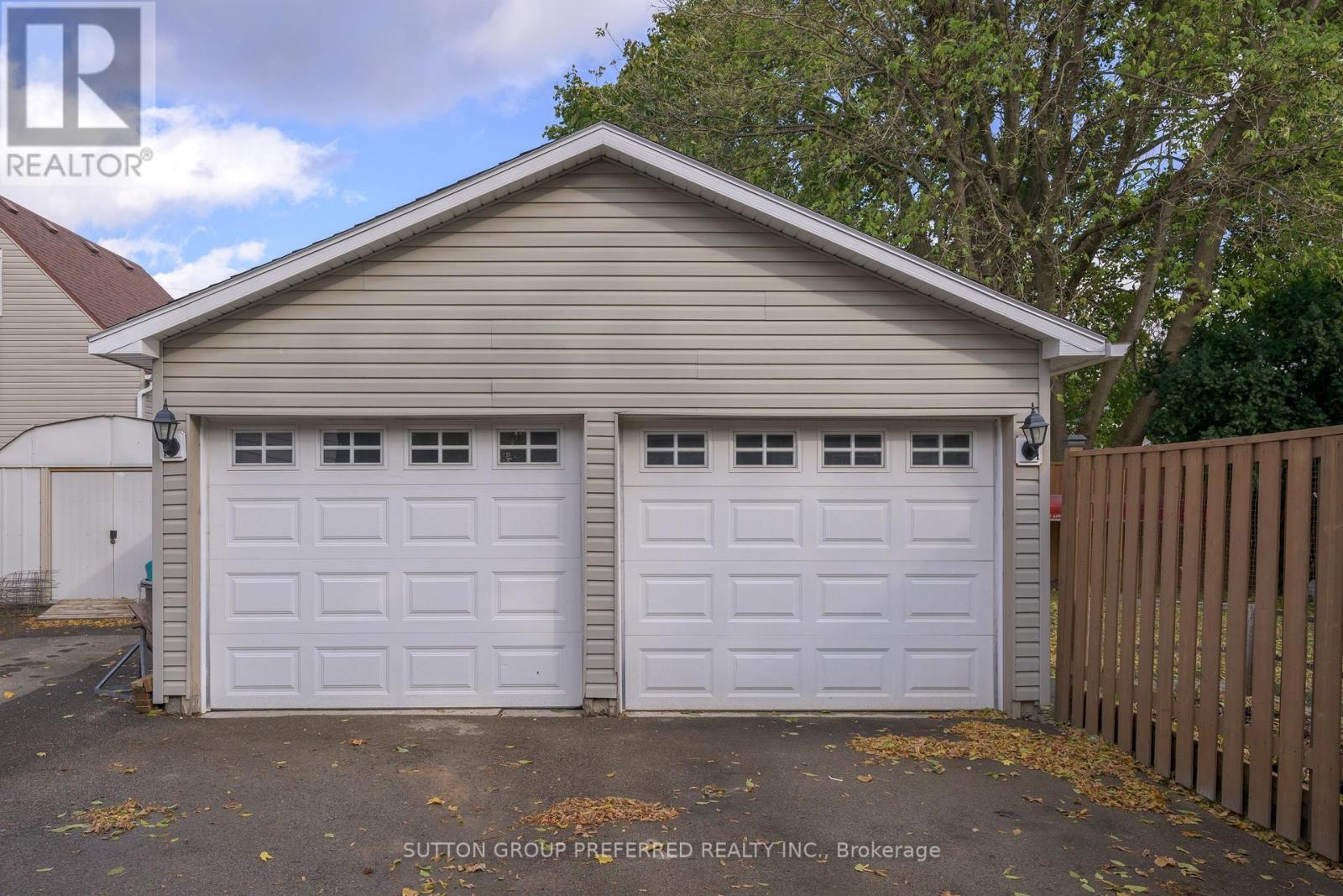 28 Apeldoorn Crescent, London East, Ontario  N5Y 2B6 - Photo 6 - X12505870