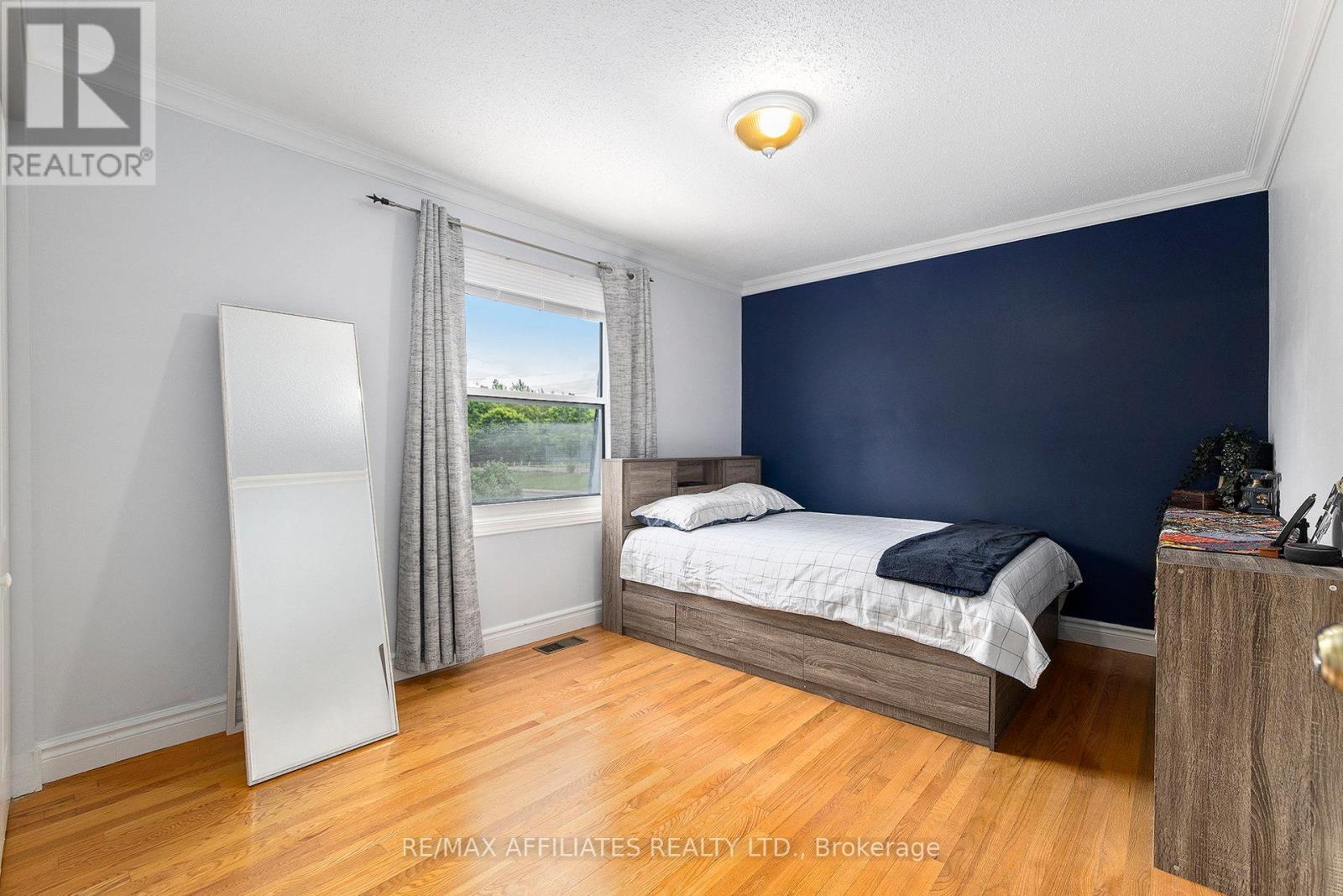 23 Sioux Crescent, Ottawa, Ontario  K2H 7E4 - Photo 21 - X12505864