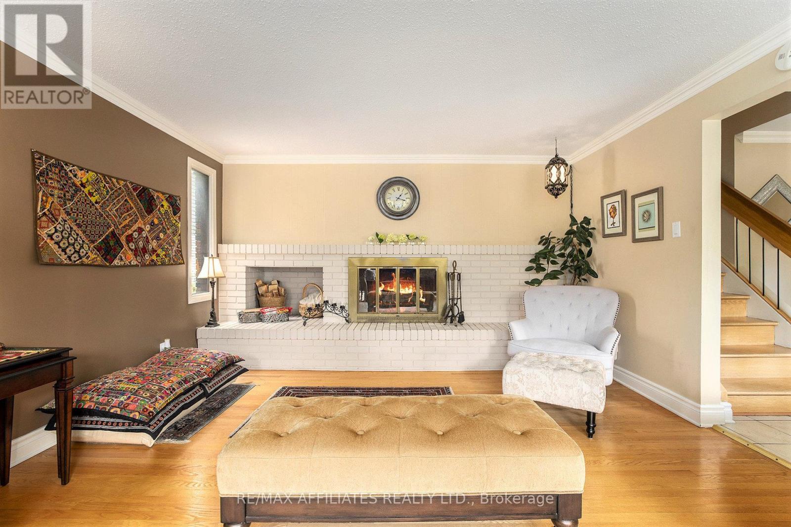 23 Sioux Crescent, Ottawa, Ontario  K2H 7E4 - Photo 9 - X12505864