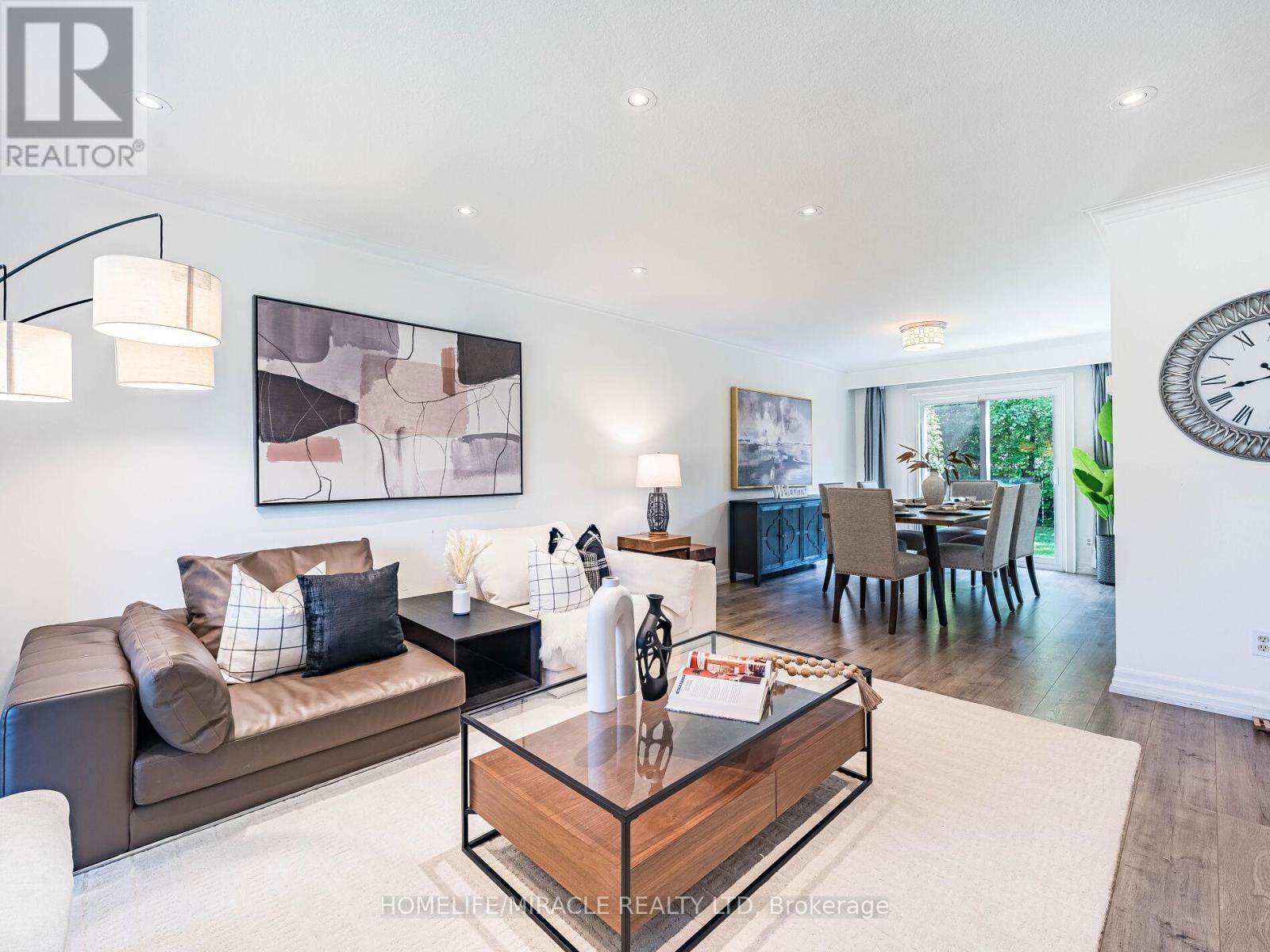 7 Chapais Crescent, Toronto, Ontario  M1C 2C3 - Photo 4 - E12505508