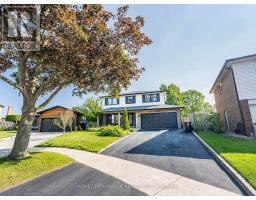 7 CHAPAIS CRESCENT, Toronto, Ontario