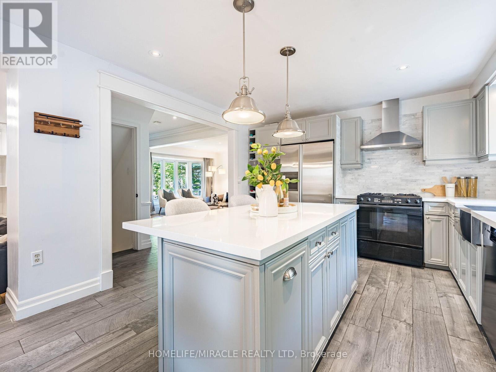 7 Chapais Crescent, Toronto, Ontario  M1C 2C3 - Photo 7 - E12505508