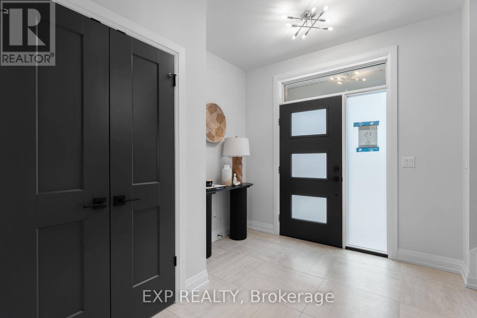 6 - 24 Grapeview Drive, St. Catharines, Ontario  L2S 0G5 - Photo 6 - X12505874