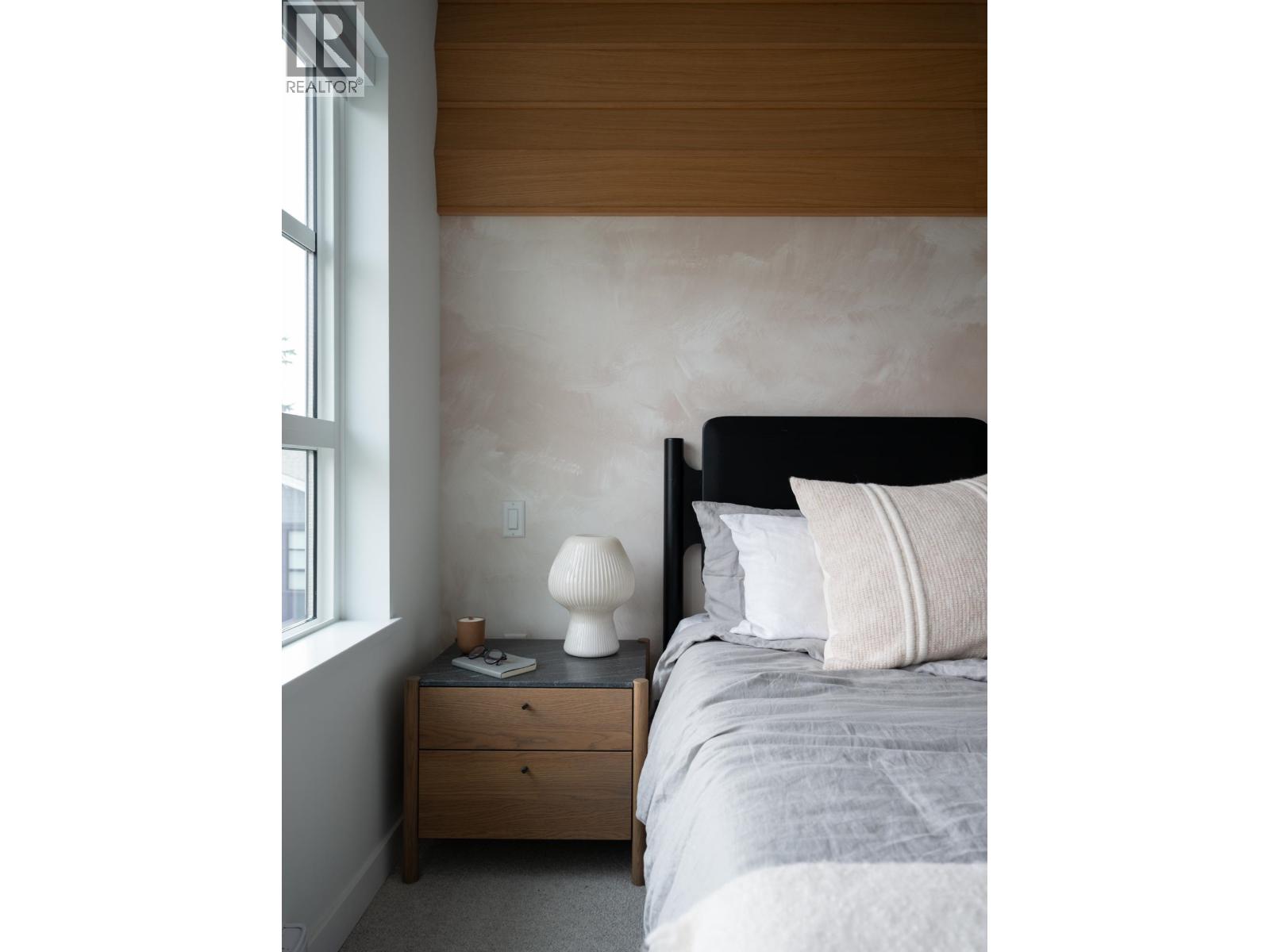 216 2045 Heritage Park Lane, North Vancouver, British Columbia  V7H 0E3 - Photo 14 - R3064404