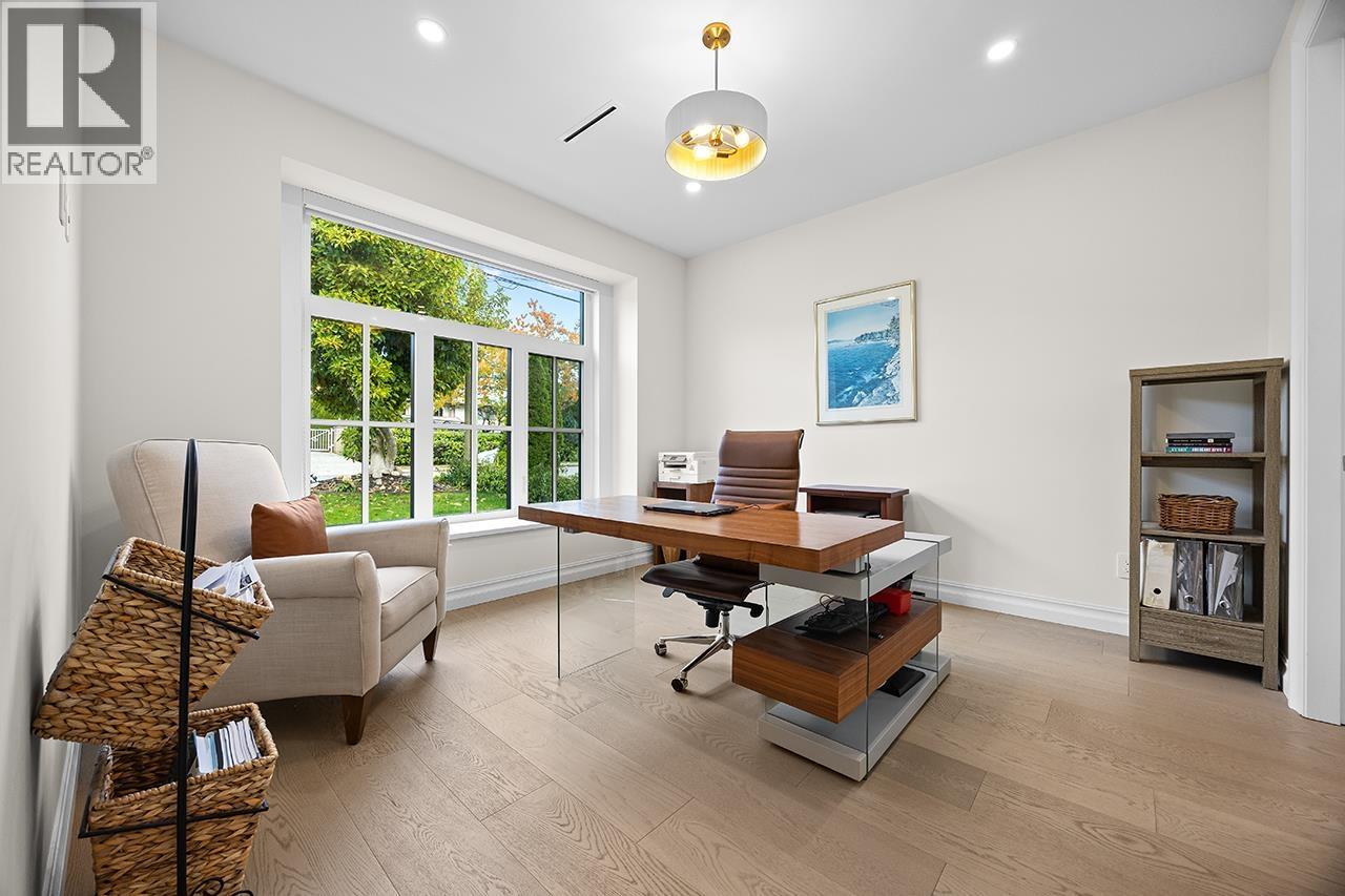 6902 Kitchener Street, Burnaby, British Columbia  V5B 2J9 - Photo 12 - R3064360