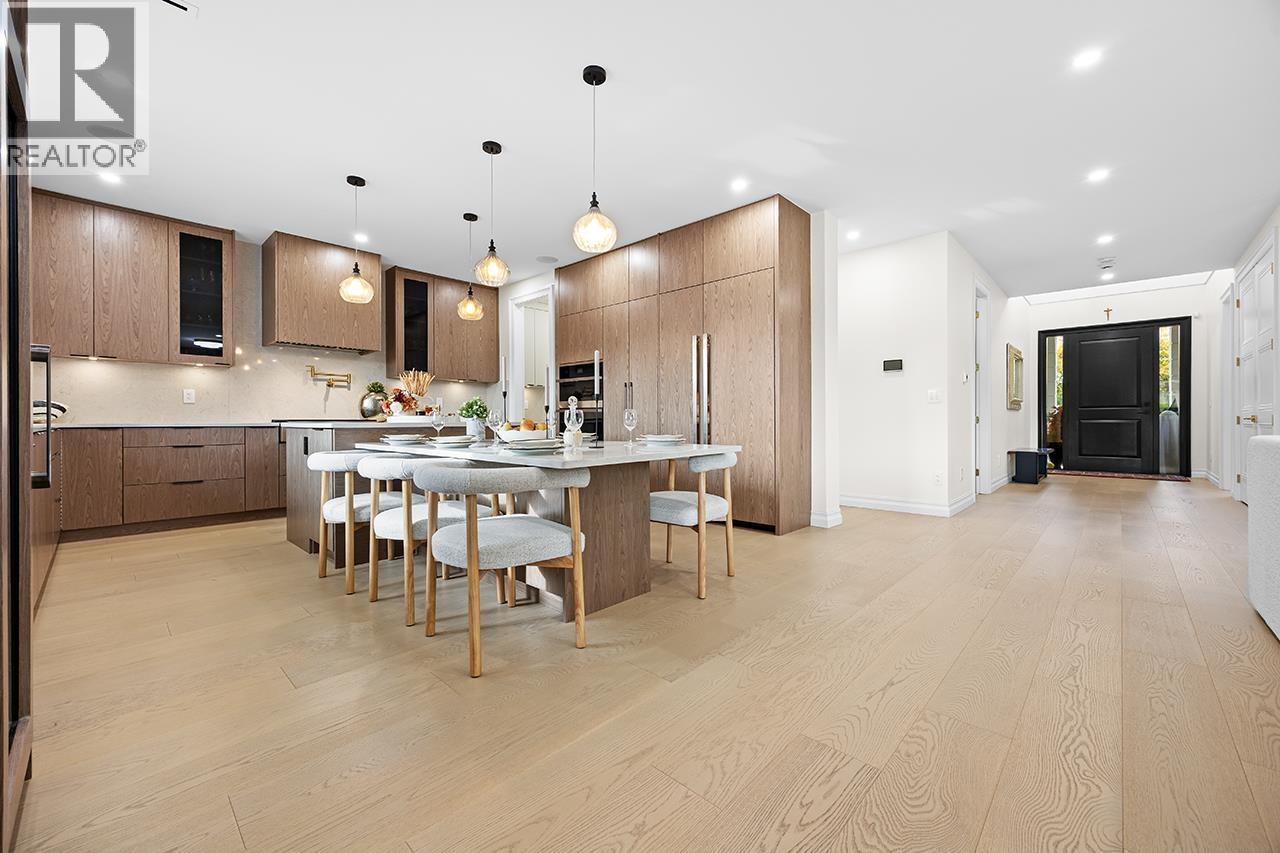 6902 Kitchener Street, Burnaby, British Columbia  V5B 2J9 - Photo 4 - R3064360