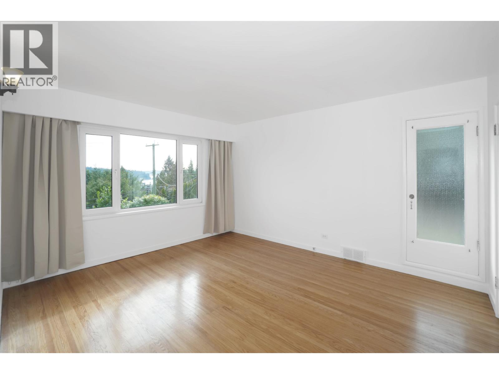 875 Esquimalt Avenue, West Vancouver, British Columbia  V7T 1J9 - Photo 18 - R3063985