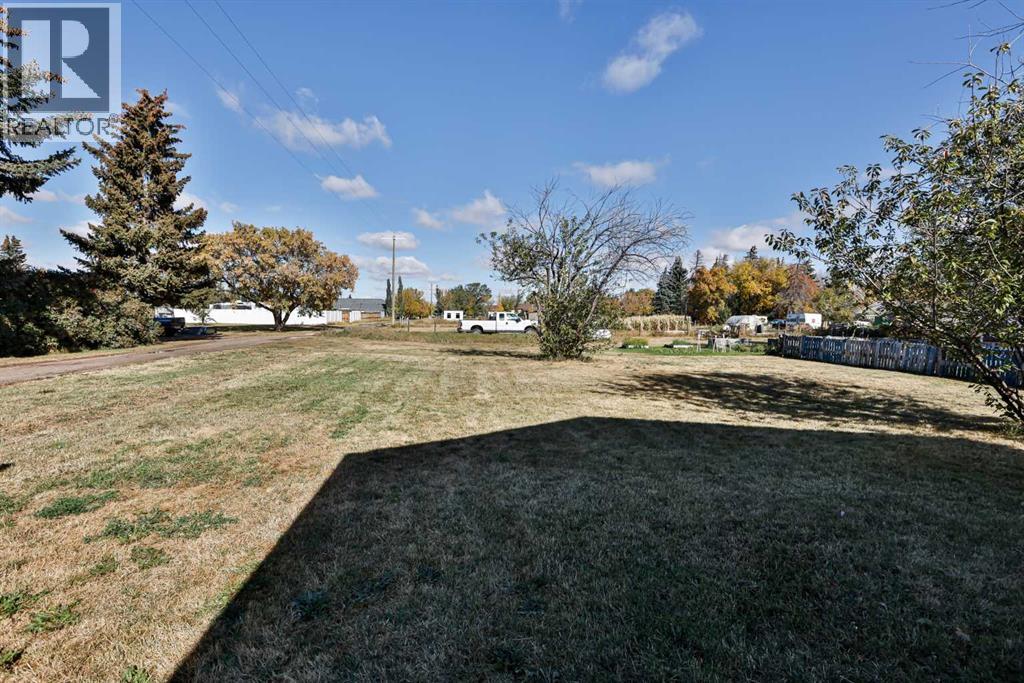 41 W 300 N, Raymond, Alberta  T0K 2S0 - Photo 25 - A2259384