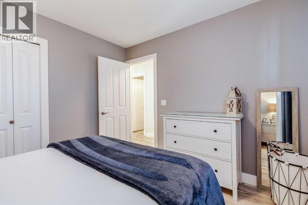 127 Canoe Place Sw, Airdrie, Alberta  T4B 2L5 - Photo 27 - A2259815