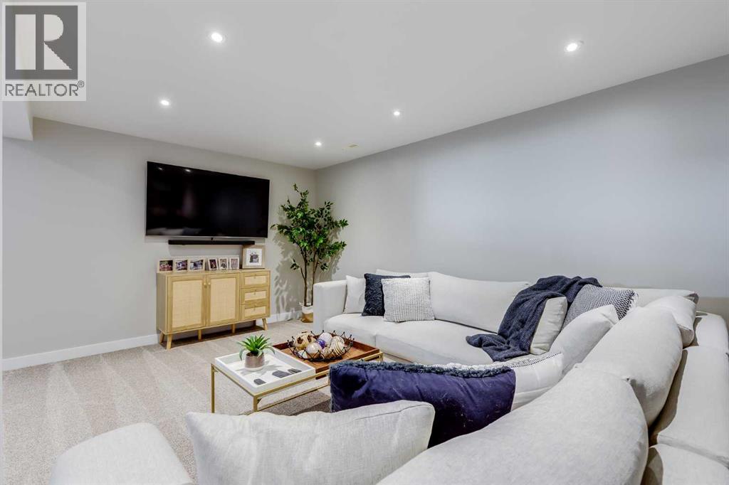 127 Canoe Place Sw, Airdrie, Alberta  T4B 2L5 - Photo 29 - A2259815