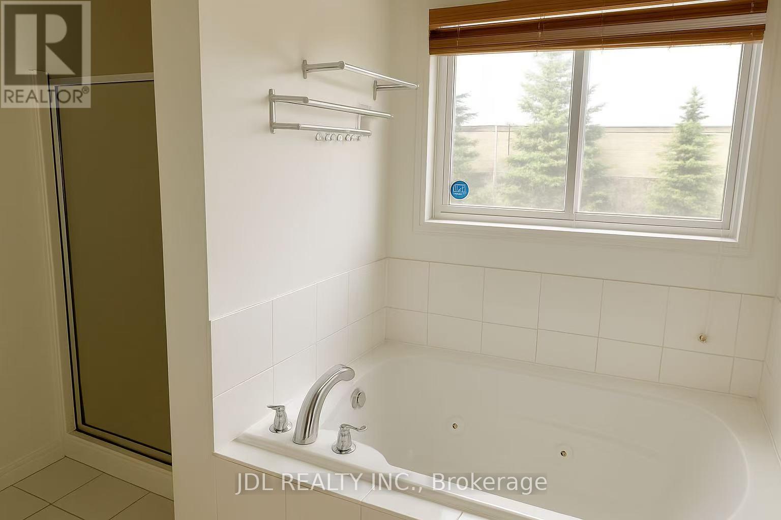 54 Joseph Glover Avenue, Markham, Ontario  L6C 3G5 - Photo 22 - N12455706