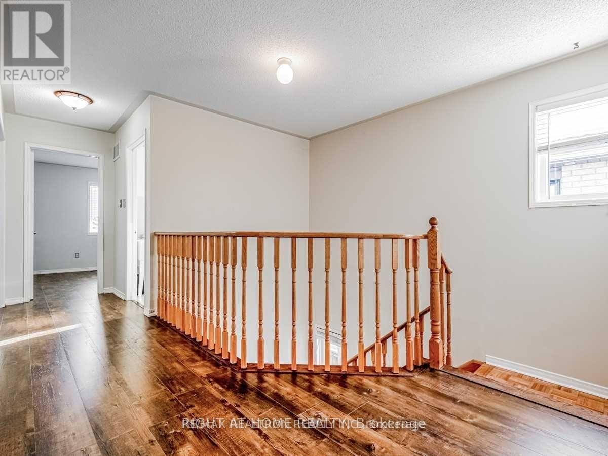 39 Treasure Drive, Brampton, Ontario  L7A 3L7 - Photo 22 - W12461292