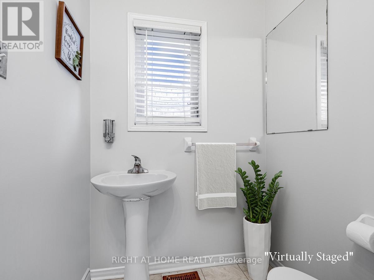 39 Treasure Drive, Brampton, Ontario  L7A 3L7 - Photo 21 - W12461292