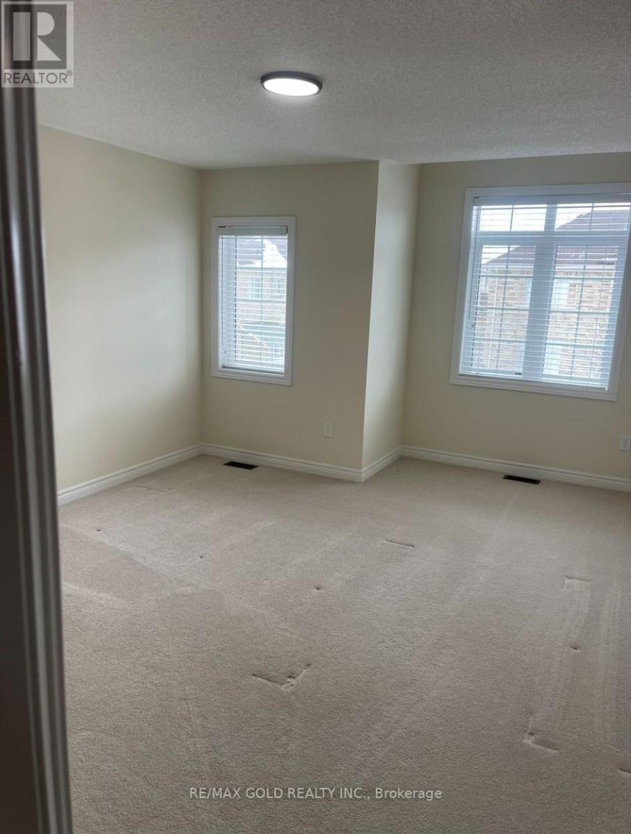 24 Lloyd Crescent, Brampton, Ontario  L6Y 0G8 - Photo 8 - W12503228