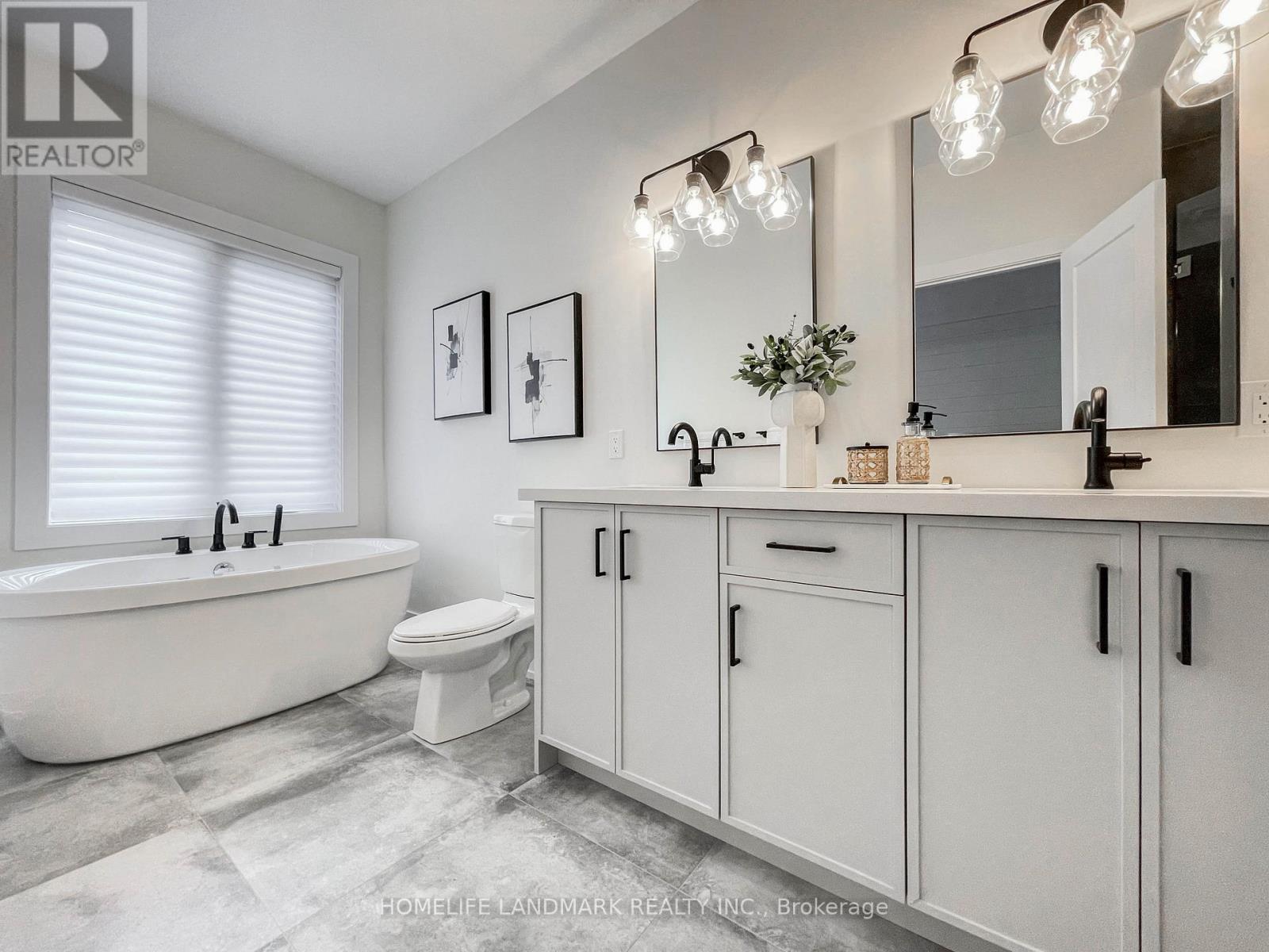 5 Parkstone Road, Markham, Ontario  L6C 3K2 - Photo 12 - N12505852