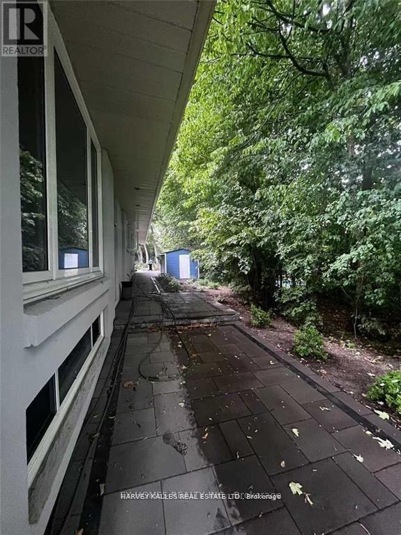 Rear - 59 Hemingway Crescent, Markham, Ontario  L3R 2S4 - Photo 16 - N12505854