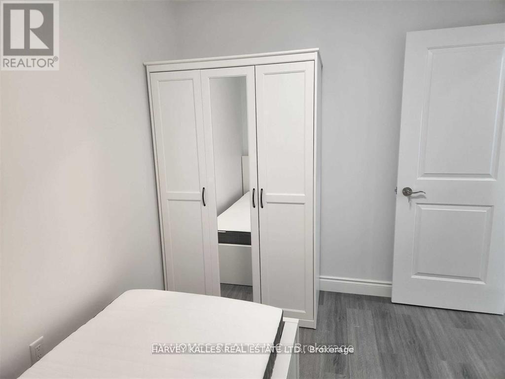 Rear - 59 Hemingway Crescent, Markham, Ontario  L3R 2S4 - Photo 8 - N12505854