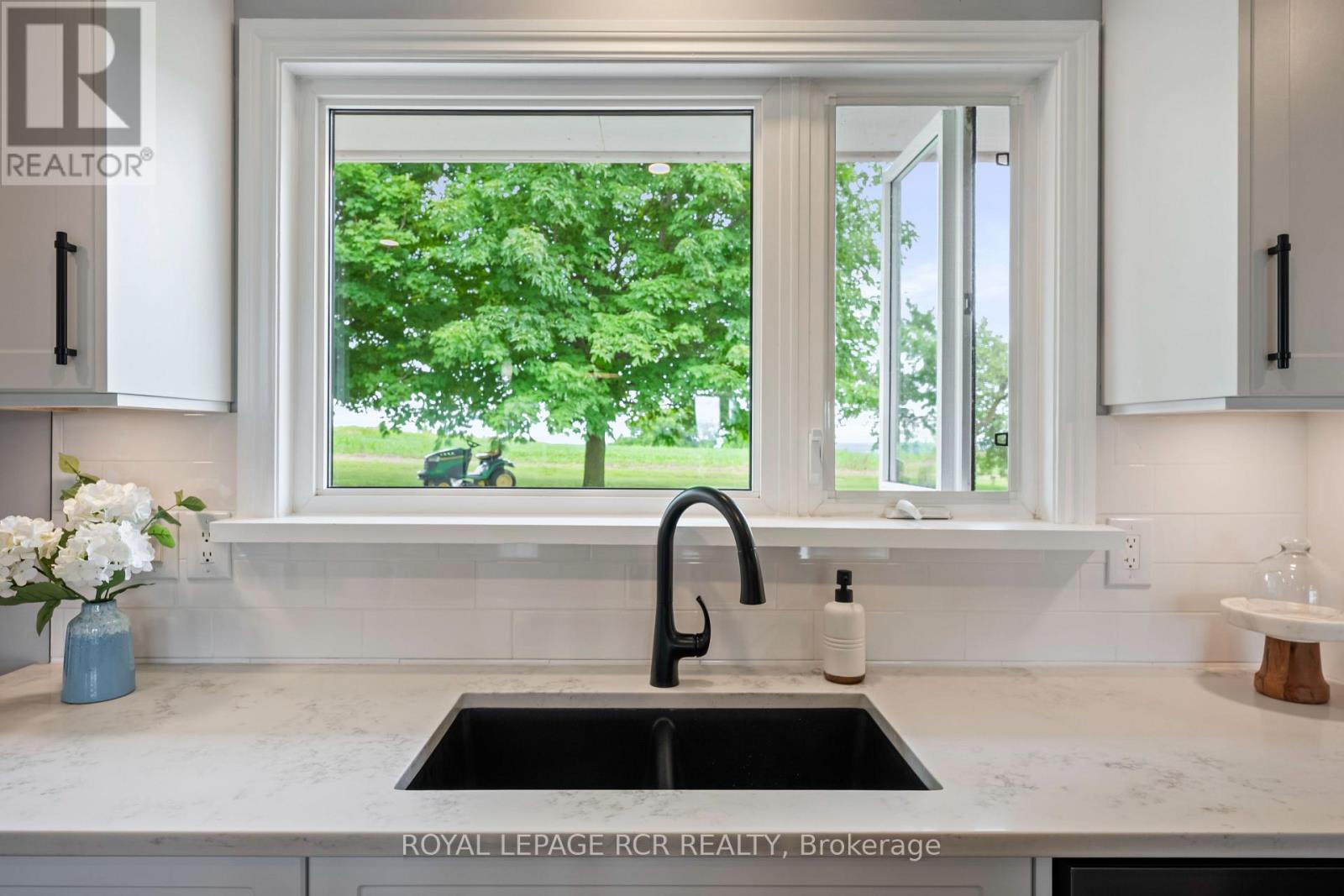 8400 On-89 Highway, Adjala-Tosorontio, Ontario  L9R 1V1 - Photo 24 - N12505862