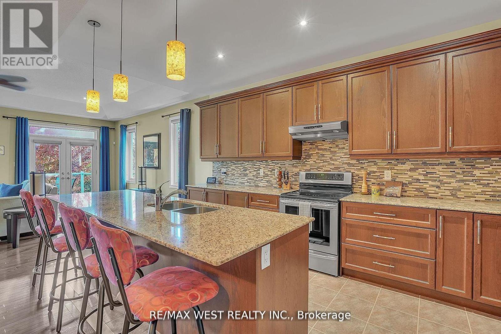 44 Starboard Circle, Wasaga Beach, Ontario  L9Z 0E9 - Photo 10 - S12505842