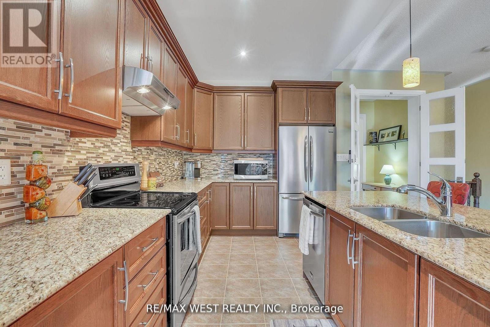 44 Starboard Circle, Wasaga Beach, Ontario  L9Z 0E9 - Photo 12 - S12505842