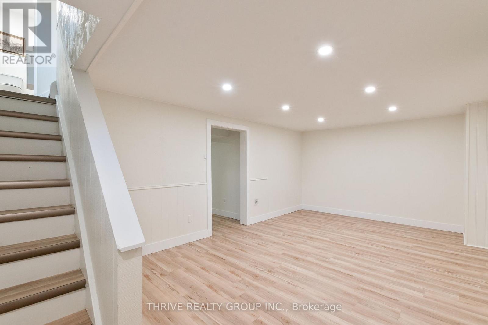 137 Pawnee Road, London East, Ontario  N5V 2T1 - Photo 16 - X12504984