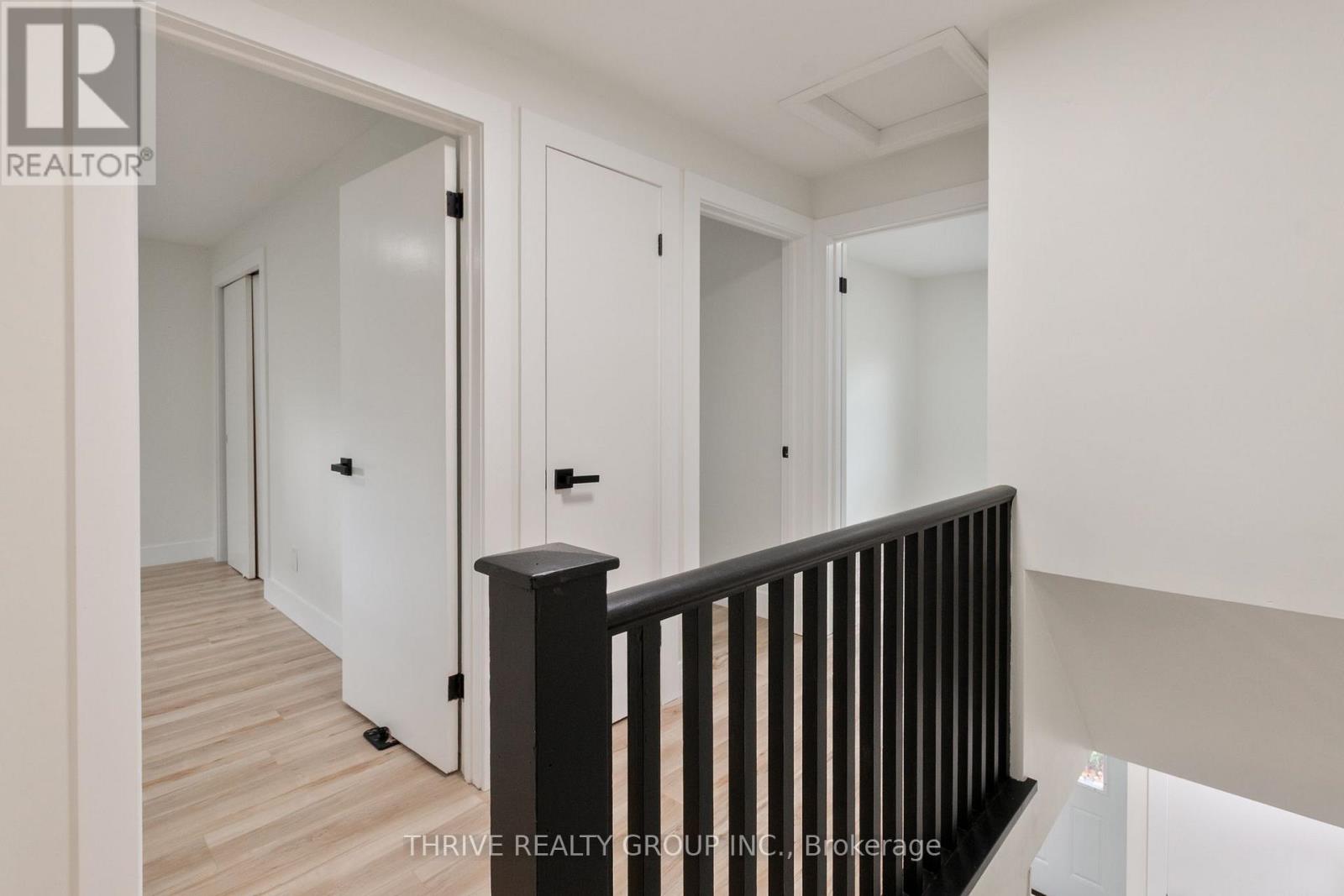 137 Pawnee Road, London East, Ontario  N5V 2T1 - Photo 7 - X12504984