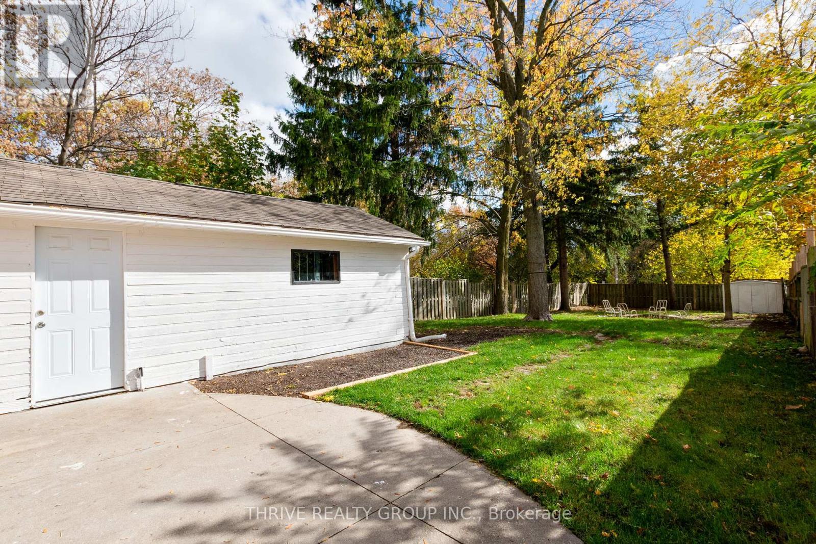 137 Pawnee Road, London East, Ontario  N5V 2T1 - Photo 27 - X12504984