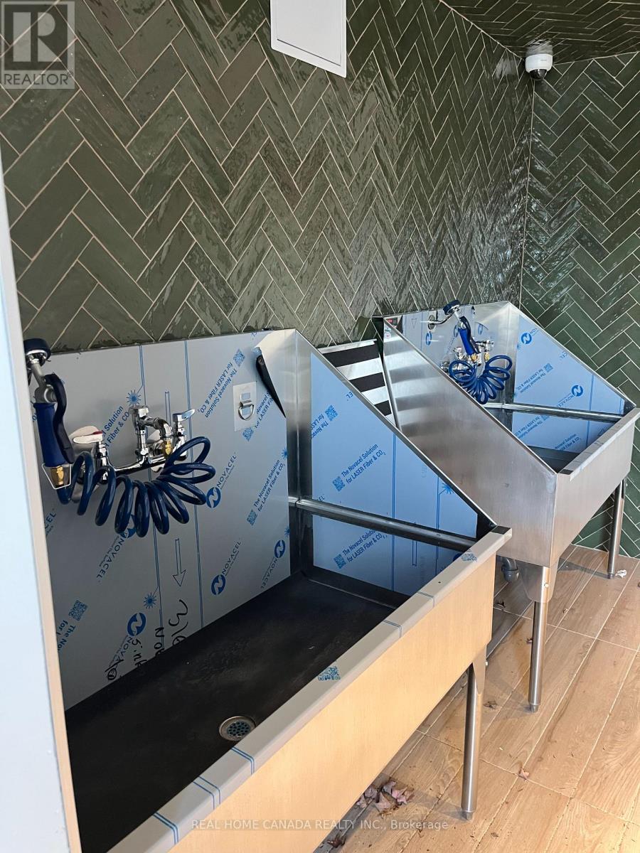 601 - 3071 Trafalgar Road, Oakville, Ontario  L6H 8C6 - Photo 11 - W12505840