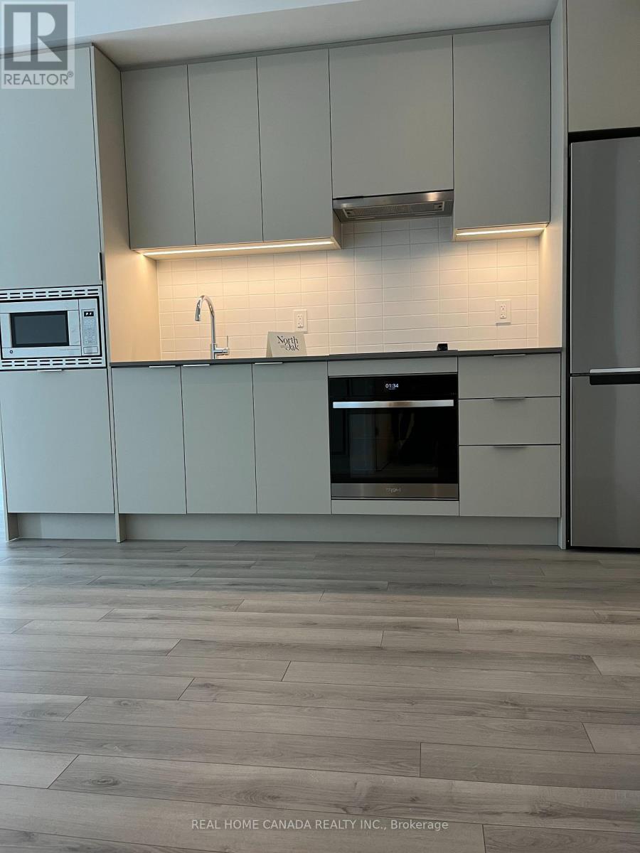 601 - 3071 Trafalgar Road, Oakville, Ontario  L6H 8C6 - Photo 4 - W12505840