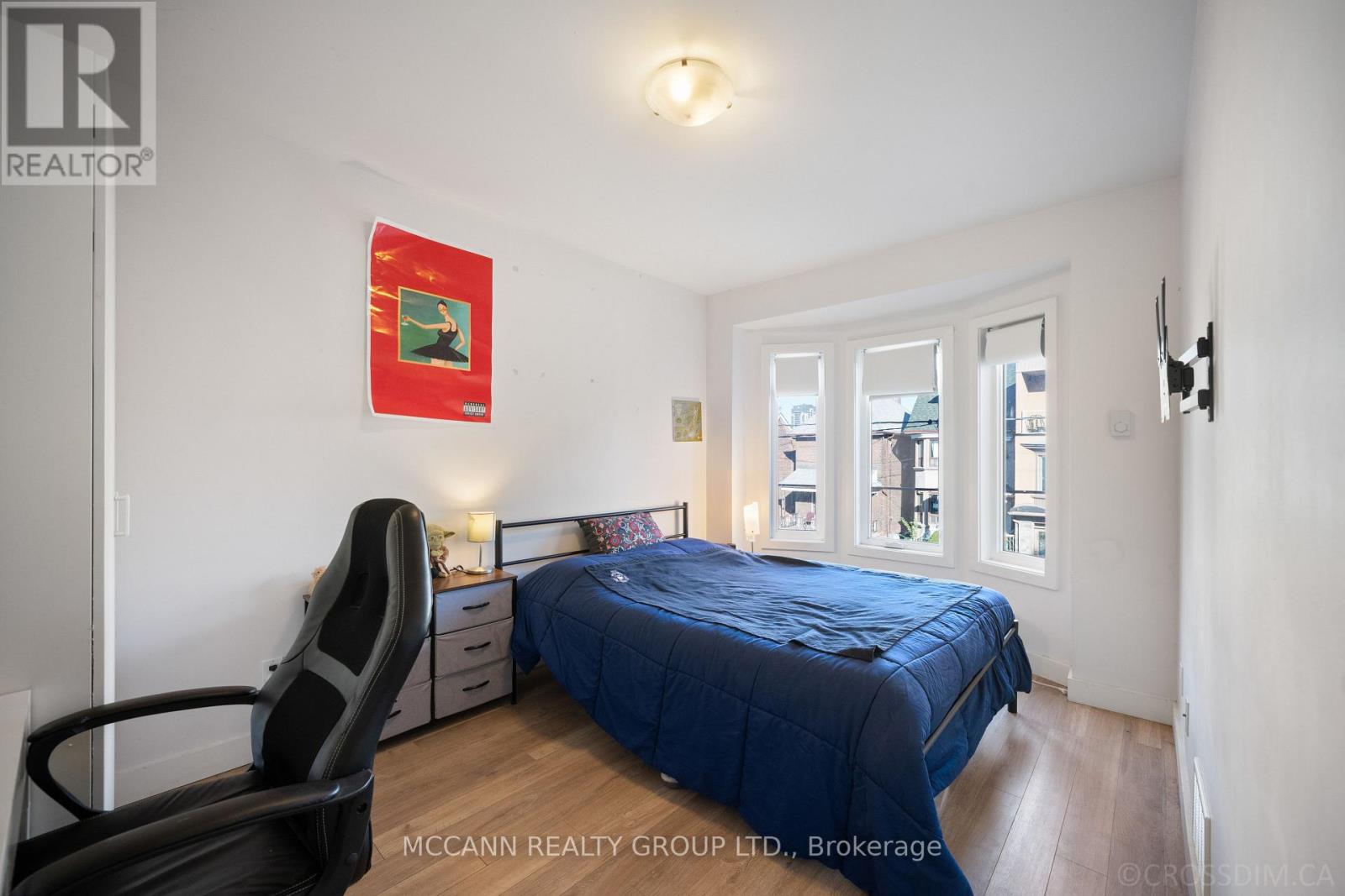 151 Wallace Avenue, Toronto, Ontario  M6H 1V1 - Photo 19 - W12505844