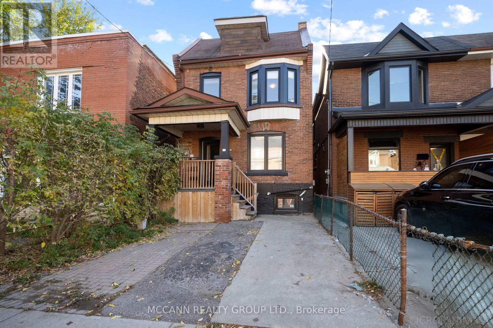 151 Wallace Avenue, Toronto, Ontario  M6H 1V1 - Photo 2 - W12505844