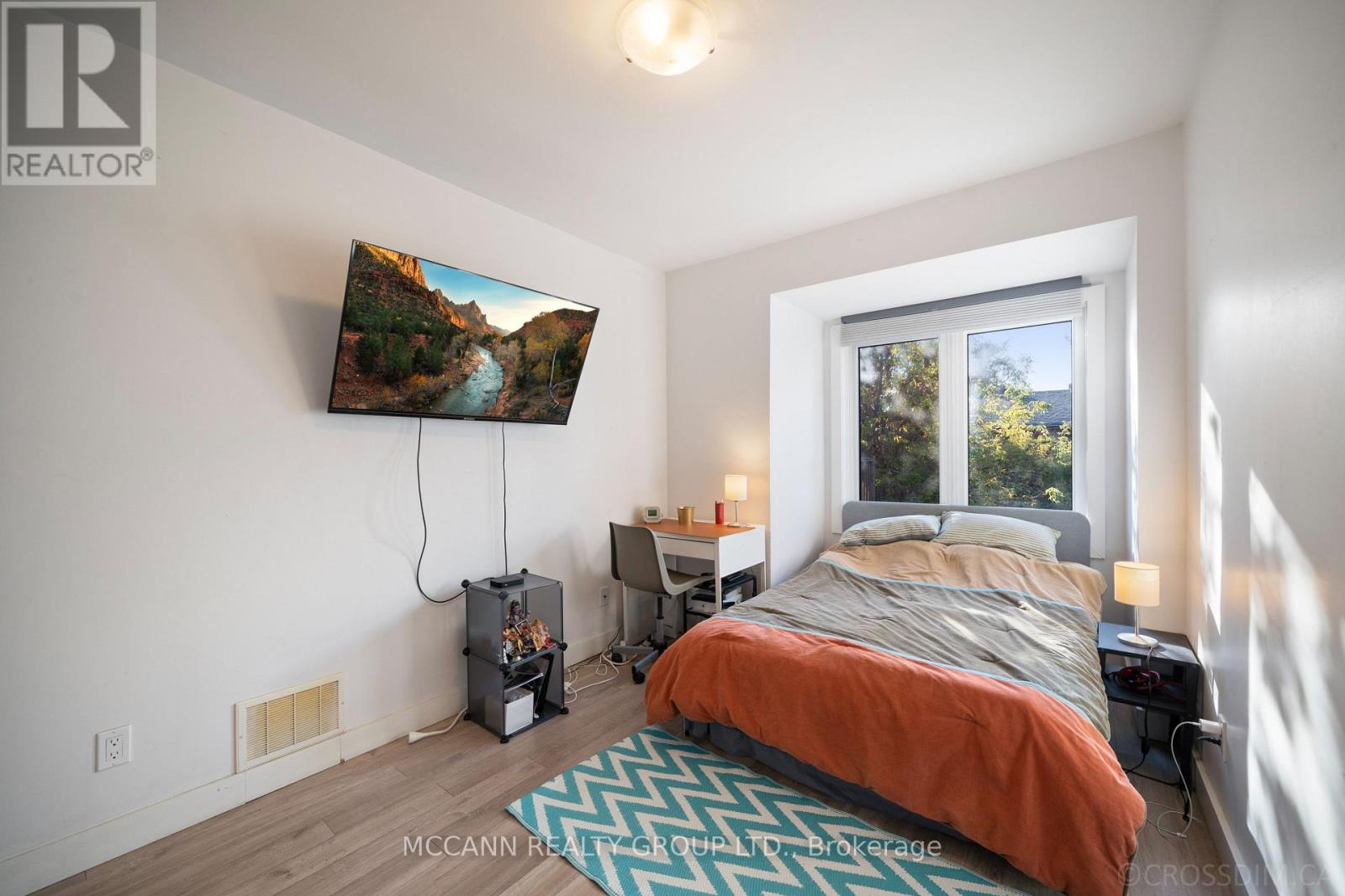 151 Wallace Avenue, Toronto, Ontario  M6H 1V1 - Photo 22 - W12505844