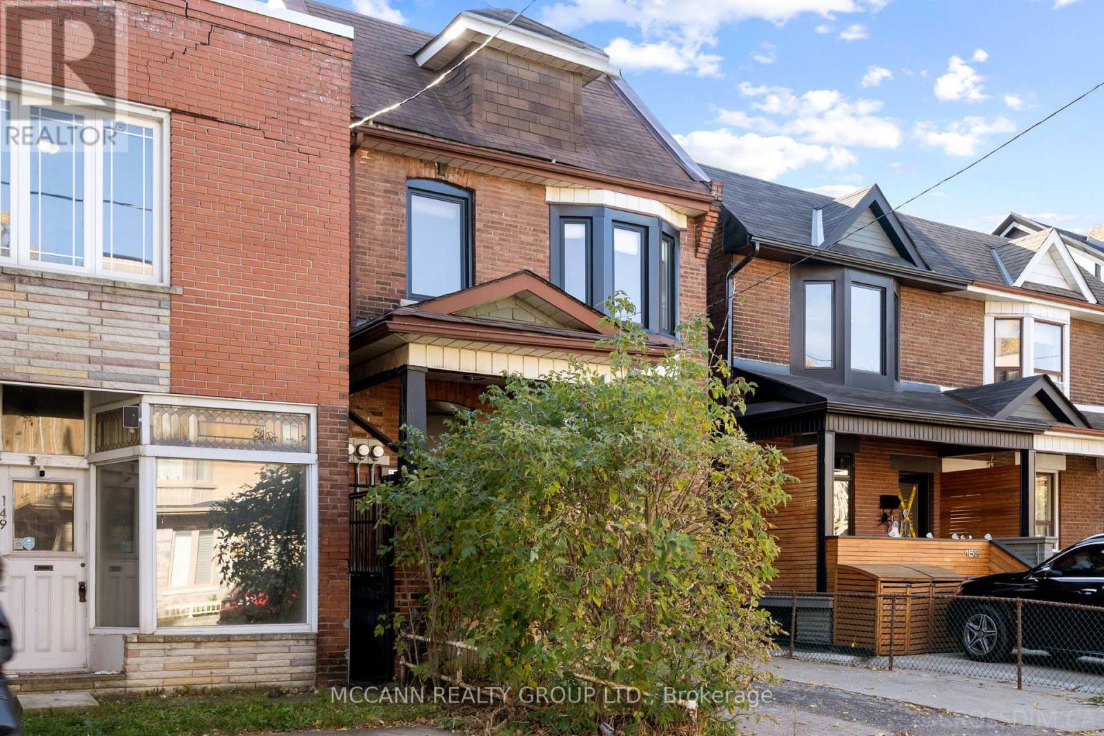 151 Wallace Avenue, Toronto, Ontario  M6H 1V1 - Photo 3 - W12505844