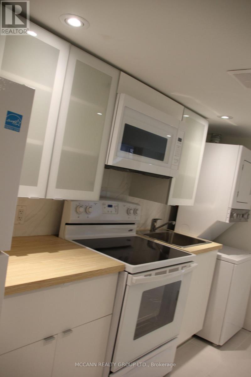 151 Wallace Avenue, Toronto, Ontario  M6H 1V1 - Photo 32 - W12505844