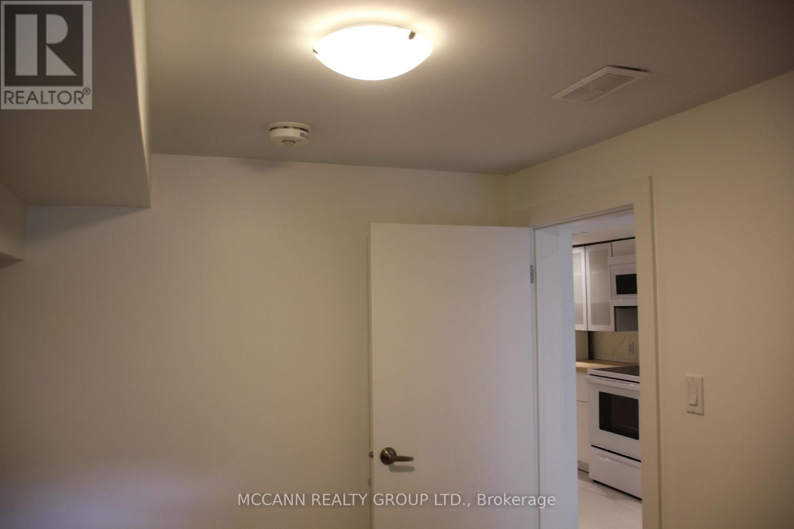 151 Wallace Avenue, Toronto, Ontario  M6H 1V1 - Photo 34 - W12505844