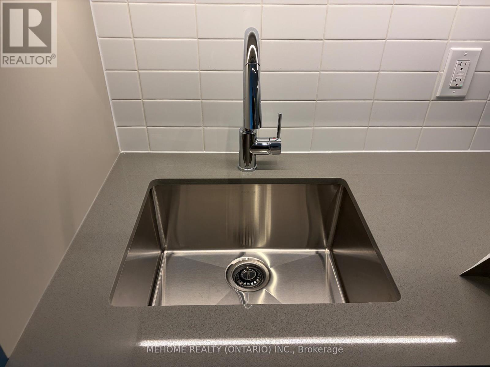 901 - 3071 Trafalgar Road, Oakville, Ontario  L6H 8C6 - Photo 9 - W12505846