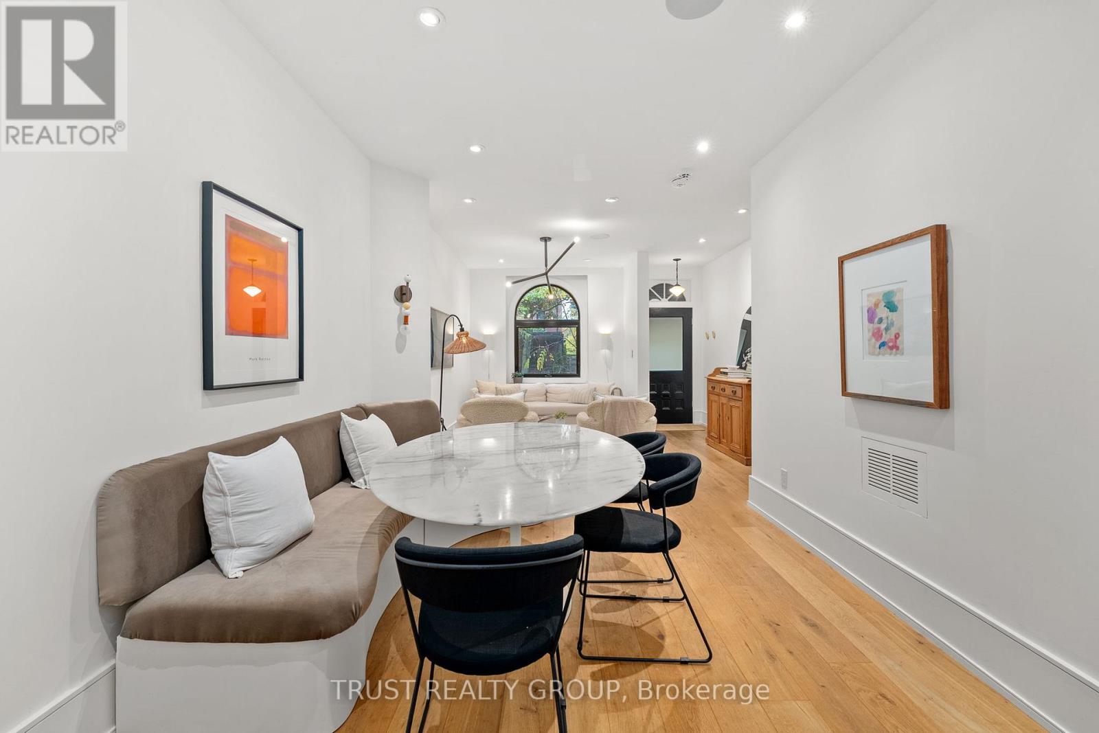 106 Pearson Avenue, Toronto, Ontario  M6R 1G5 - Photo 11 - W12505848