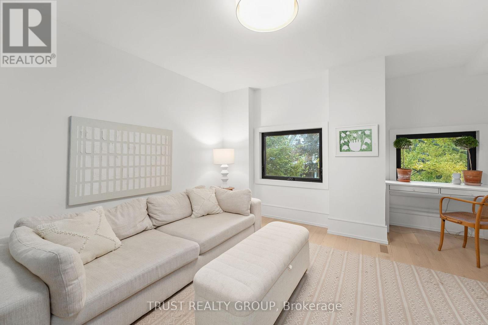 106 Pearson Avenue, Toronto, Ontario  M6R 1G5 - Photo 17 - W12505848