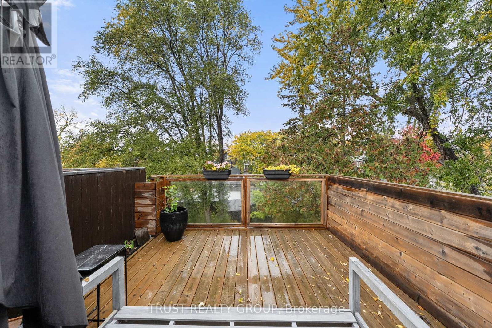 106 Pearson Avenue, Toronto, Ontario  M6R 1G5 - Photo 39 - W12505848