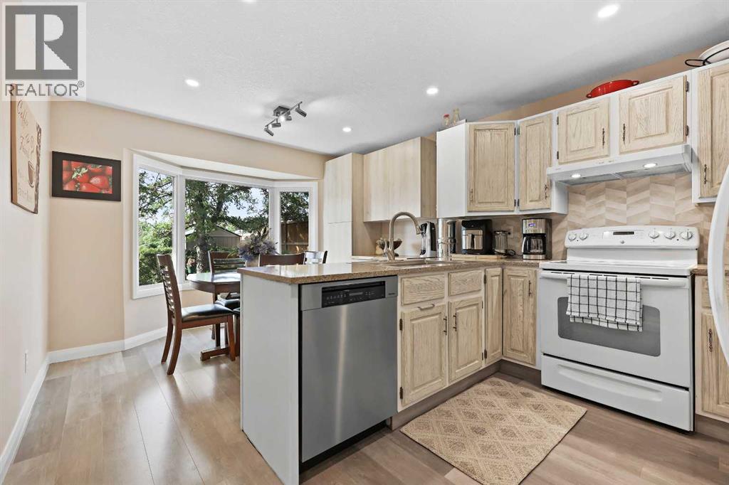 100 Hawkfield Crescent Nw, Calgary, Alberta  T3G 1Z5 - Photo 7 - A2268576