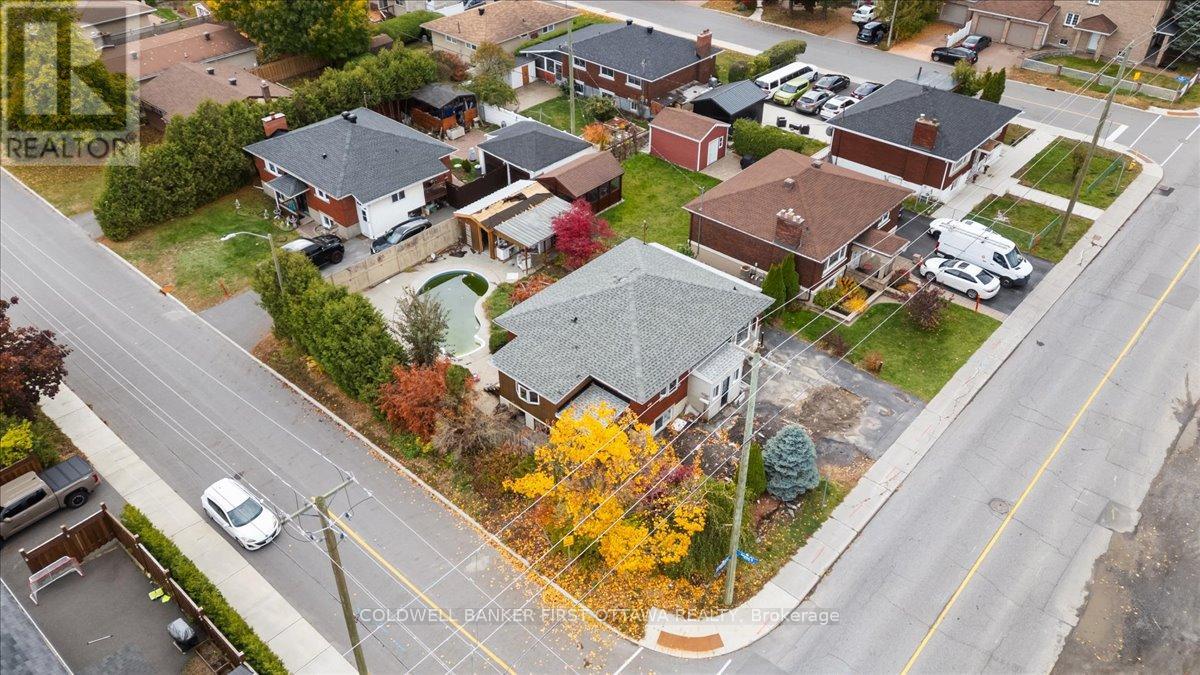 450 Tremblay Road, Ottawa, Ontario  K1G 0C9 - Photo 2 - X12505882