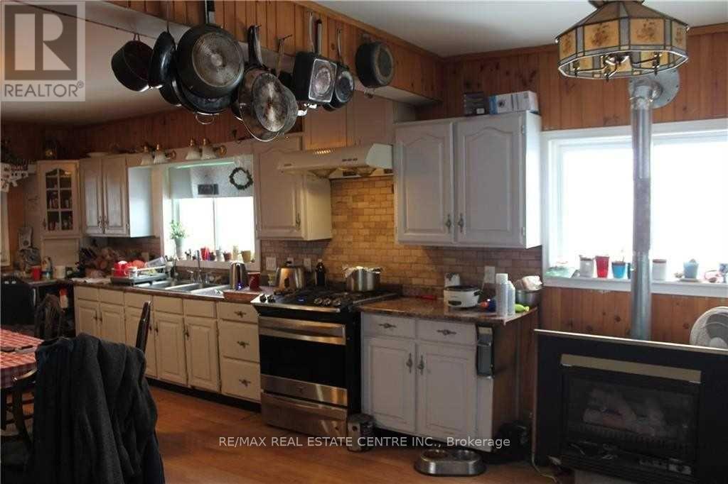 5940 Rainham Road, Haldimand, Ontario  N1A 2W8 - Photo 8 - X12505834