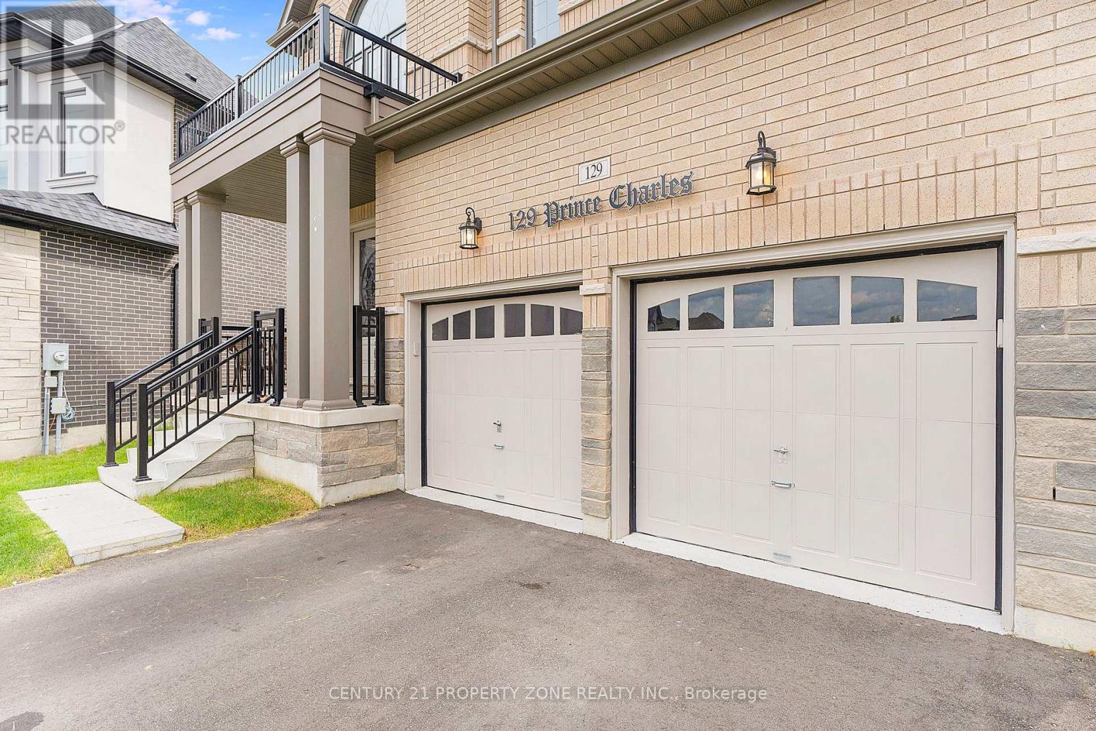 129 Prince Charles Crescent, Woodstock, Ontario  N4T 0N1 - Photo 2 - X12505866