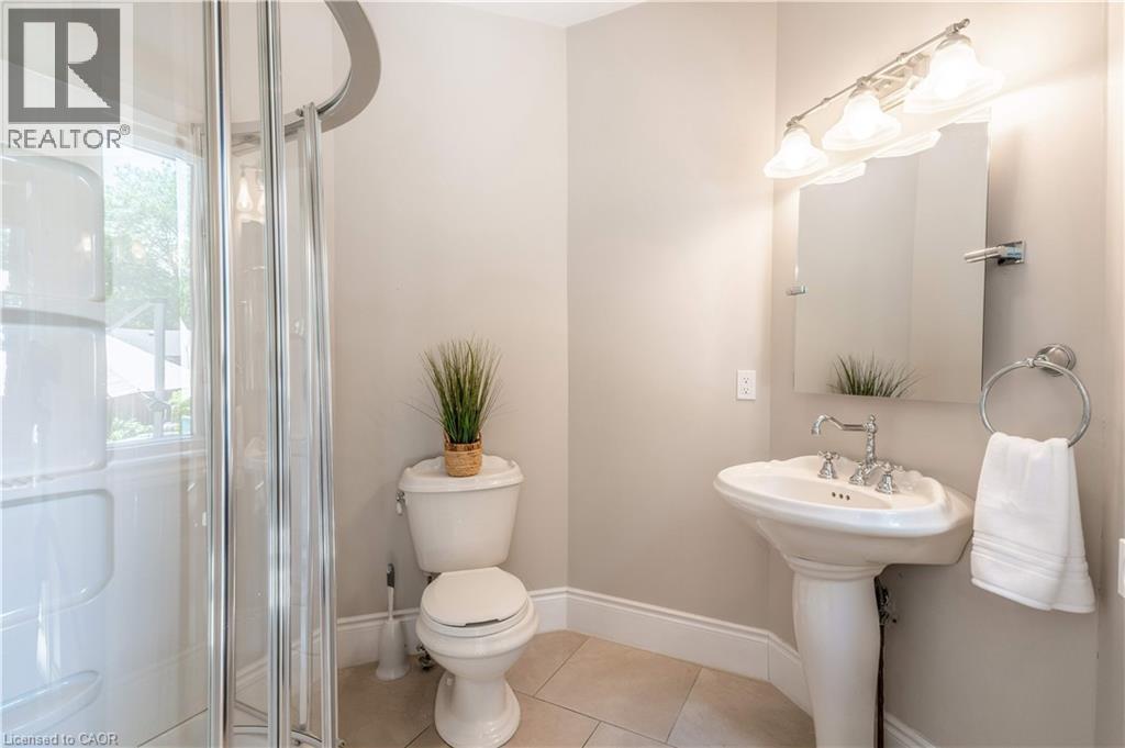 106 Appleby Place, Burlington, Ontario  L7L 2X1 - Photo 17 - 40785100