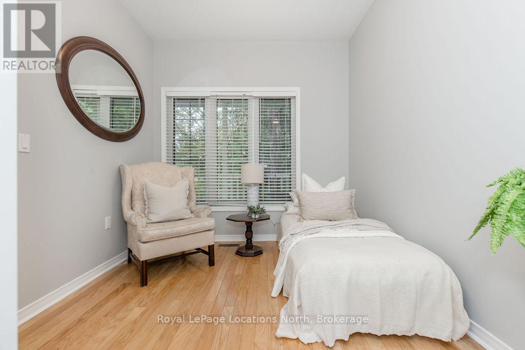 46 William Avenue, Wasaga Beach, Ontario  L9Z 2X3 - Photo 24 - S12505892